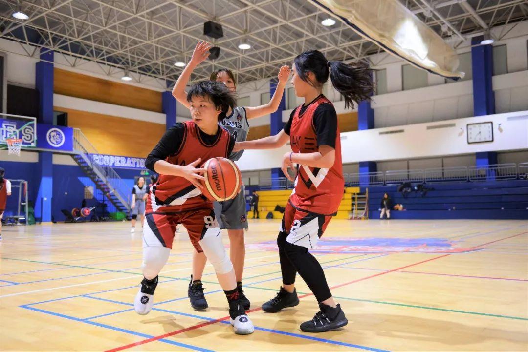 巾帼不让须眉 | 上实 vs 协和女篮友谊赛图片_268435455 巾帼不让须眉 | 上实 vs 协和女篮友谊赛图片_268435455