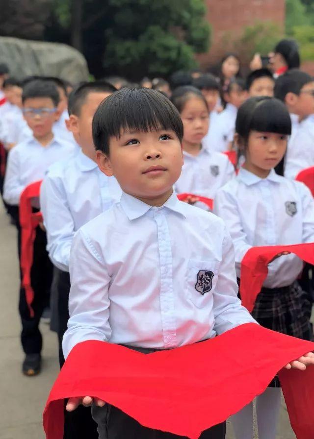 站在红色起点,点燃力量之源图片_15 站在红色起点,点燃力量之源图片_15