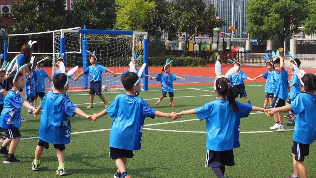 LS融合小学部一年级“乖乖小兔迎中秋”活动图片_1048575