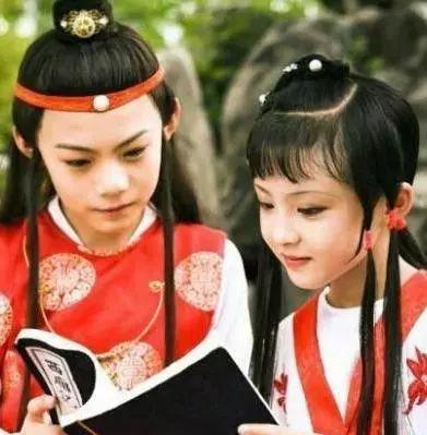 梦回红楼遇知音,宝黛初识犹如故 | 记西南位育中学国际部学生参加文学经典《红楼梦》解析讲座图片_63 梦回红楼遇知音,宝黛初识犹如故 | 记西南位育中学国际部学生参加文学经典《红楼梦》解析讲座图片_63