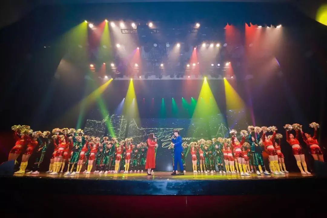 Seasons of Love——上海市实验学校国际部圣诞联欢活动图片_2199023255551