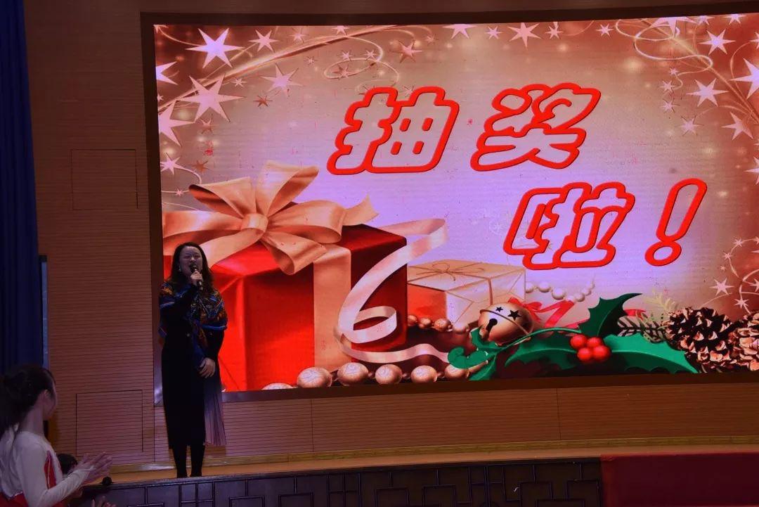 我十岁了!三年级感恩系列迎新晚会图片_67108863 我十岁了!三年级感恩系列迎新晚会图片_67108863