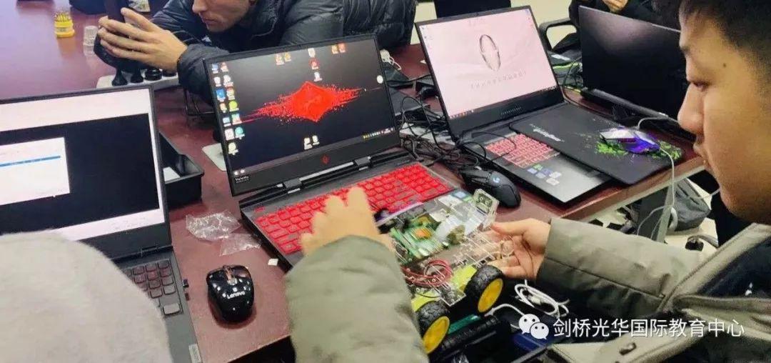 剑桥国际高中“未来交通”AI编程课程正式上线！图片_32767