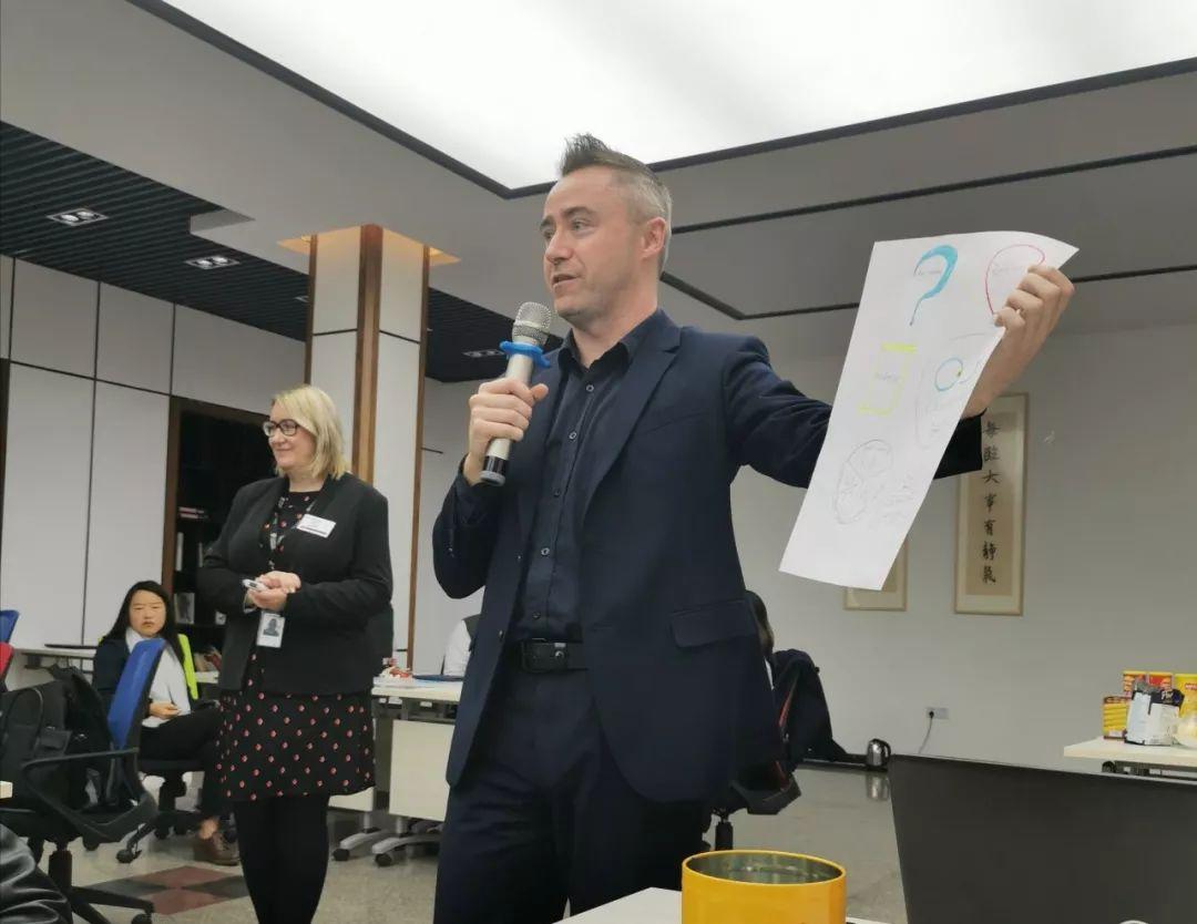 剑桥国际教师职业发展会议在我校浦东校区召开图片_255