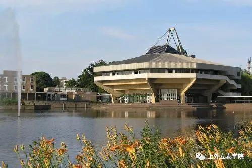 喜报频传!2019级周*格同学斩获三所QS世界大学排名前100院校录取通知书!图片_2047 喜报频传!2019级周*格同学斩获三所QS世界大学排名前100院校录取通知书!图片_2047