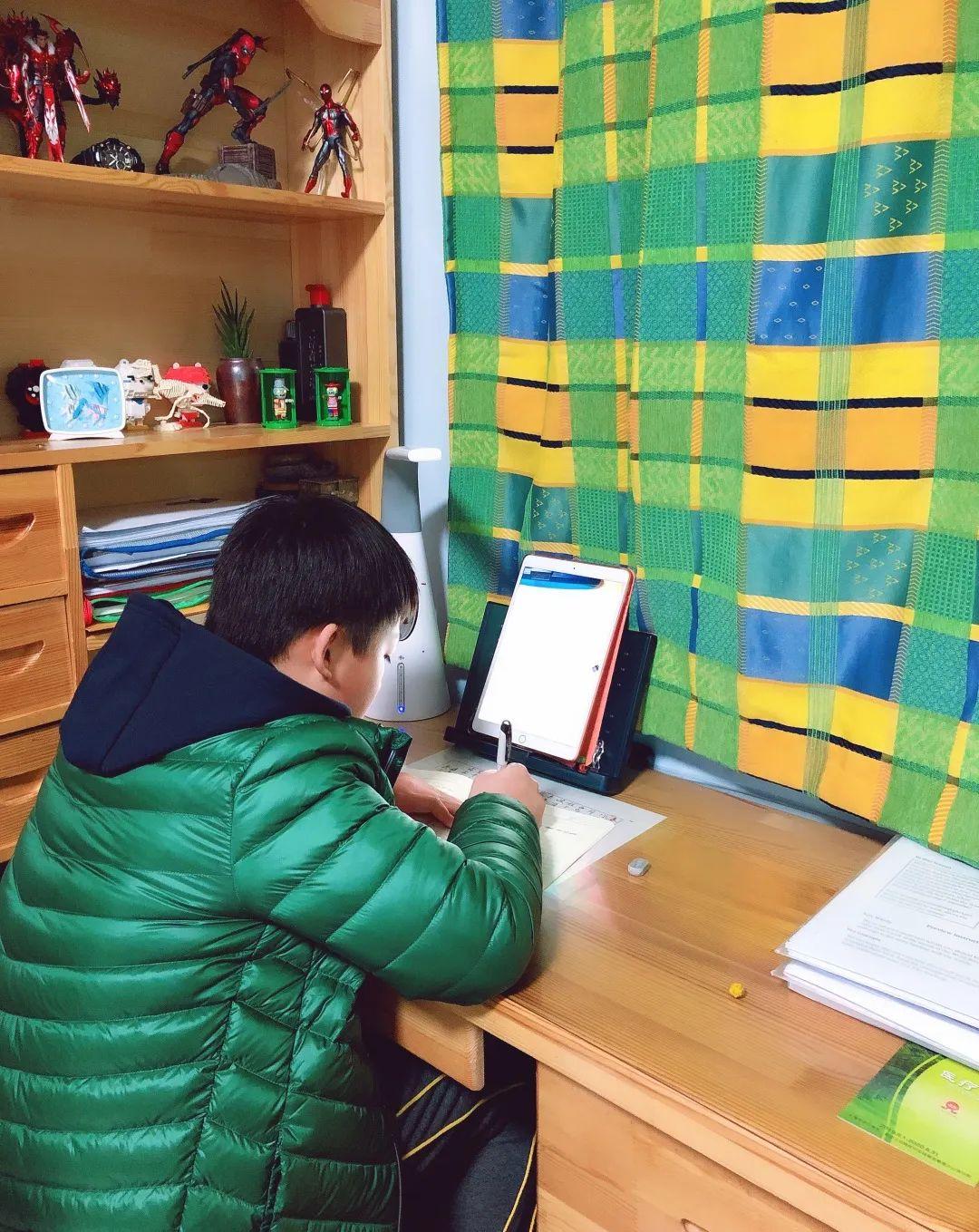 探秘教学直播间,解锁有温度的“云”课堂|Exploring Online Classrooms图片_8589934591 探秘教学直播间,解锁有温度的“云”课堂|Exploring Online Classrooms图片_8589934591