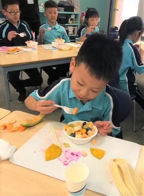 学习如何制作水果沙拉 Learn How to Make Fruit Salad图片_63 学习如何制作水果沙拉 Learn How to Make Fruit Salad图片_63