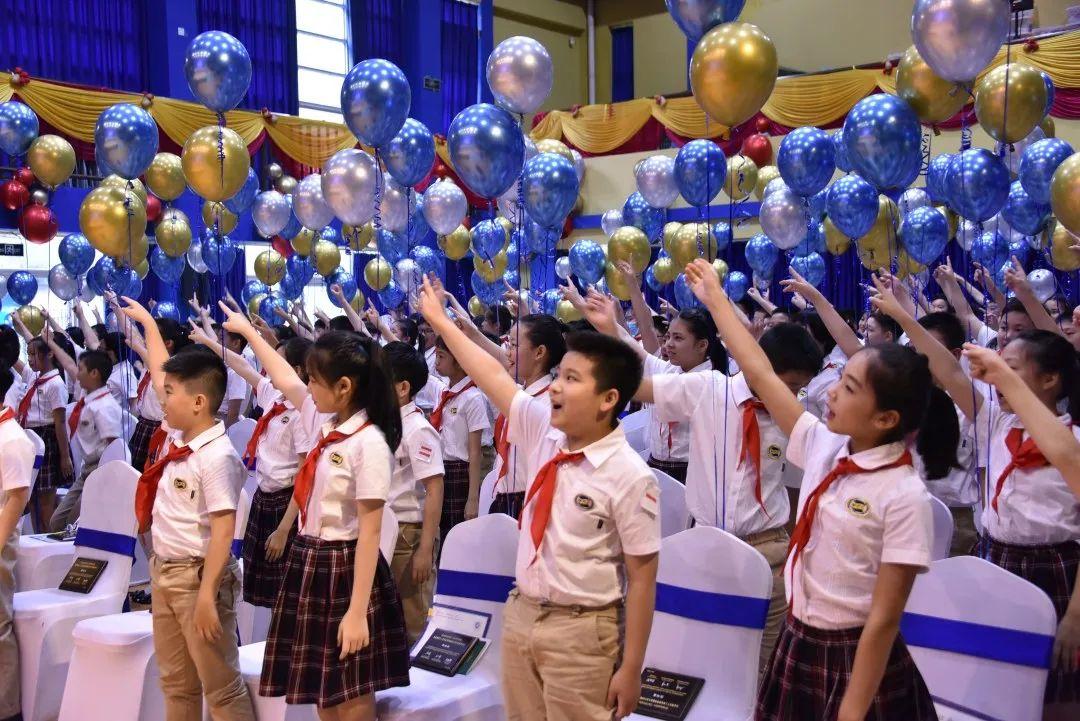 以梦为马，不负韶华——世外小学境内部五年级毕业典礼图片_274877906943