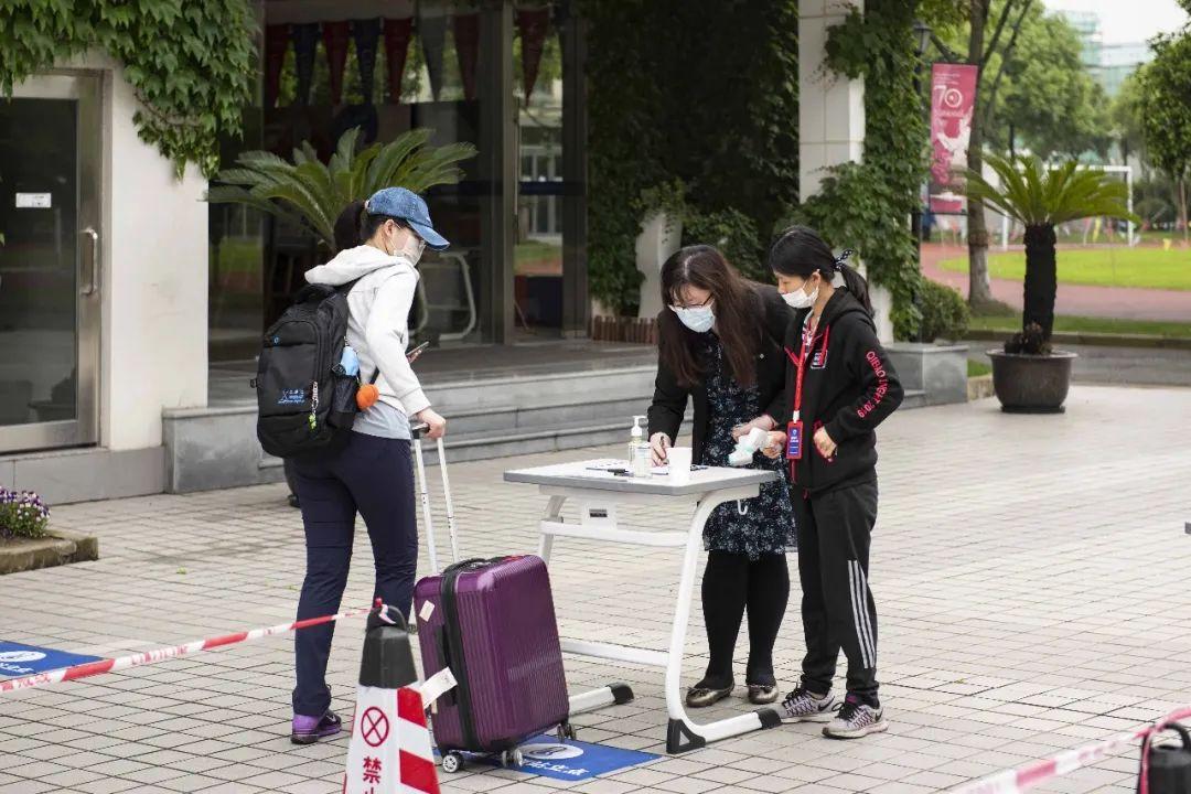 WE ARE BACK 我们复课啦!图片_16383 WE ARE BACK 我们复课啦!图片_16383