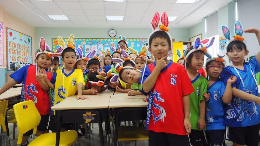 LS融合小学部一年级“乖乖小兔迎中秋”活动图片_1099511627775