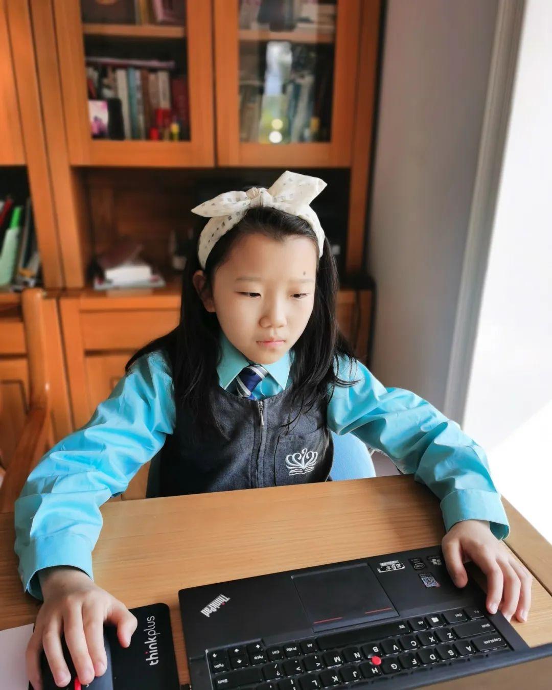 探秘教学直播间,解锁有温度的“云”课堂|Exploring Online Classrooms图片_4294967295 探秘教学直播间,解锁有温度的“云”课堂|Exploring Online Classrooms图片_4294967295