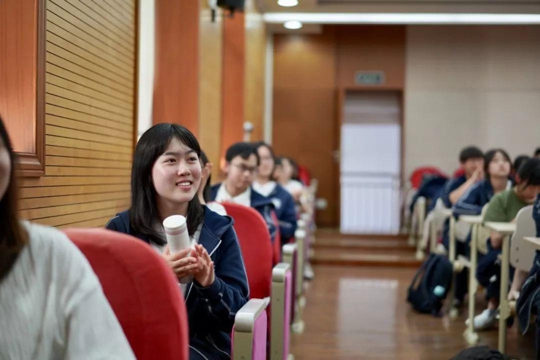 百舸争流奋楫者当先，万木竞秀傲寒者夺魁 | 记西南位育中学国际部第五届学生代表大会图片_511