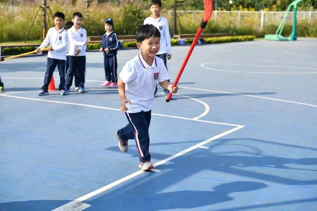 德英乐校园体育节——看奥运冠军为孩子们加油助威!图片_8191 德英乐校园体育节——看奥运冠军为孩子们加油助威!图片_8191