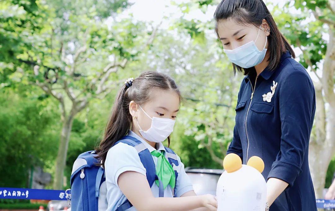 孩子们都回来了!这令人难忘的一天图片_511 孩子们都回来了!这令人难忘的一天图片_511