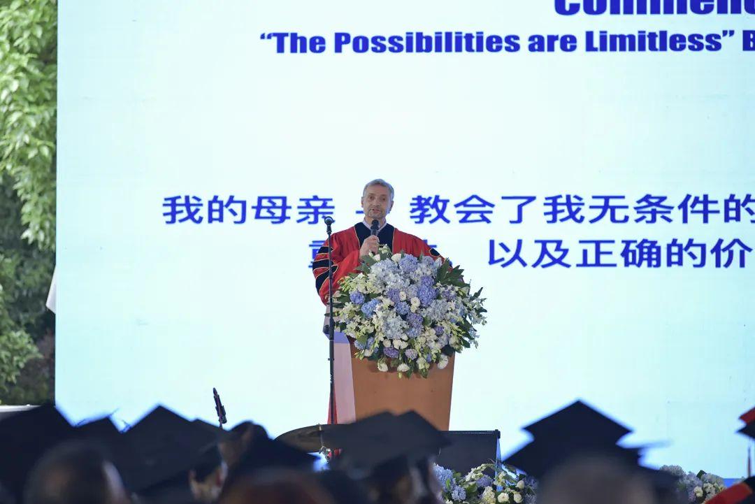 邀你见证我们青春飞扬——万源协和高中部2020届高中毕业典礼隆重举行图片_8191 邀你见证我们青春飞扬——万源协和高中部2020届高中毕业典礼隆重举行图片_8191