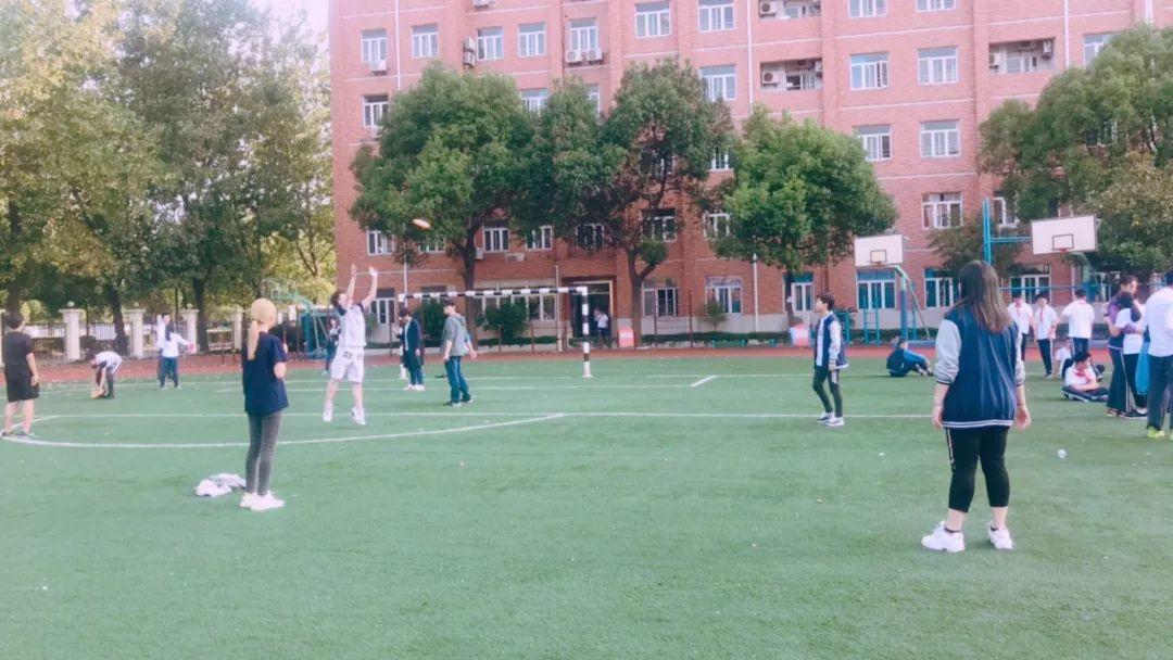 美式体育课堂图片_3