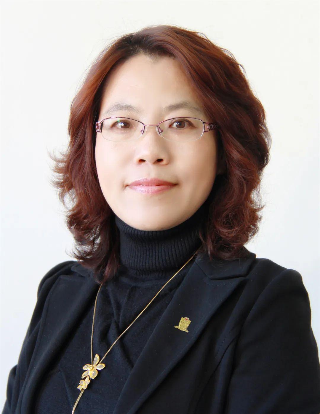 【枫叶25周年校庆·人物篇之一】枫叶教育终身成就金质奖章获得者图片_31