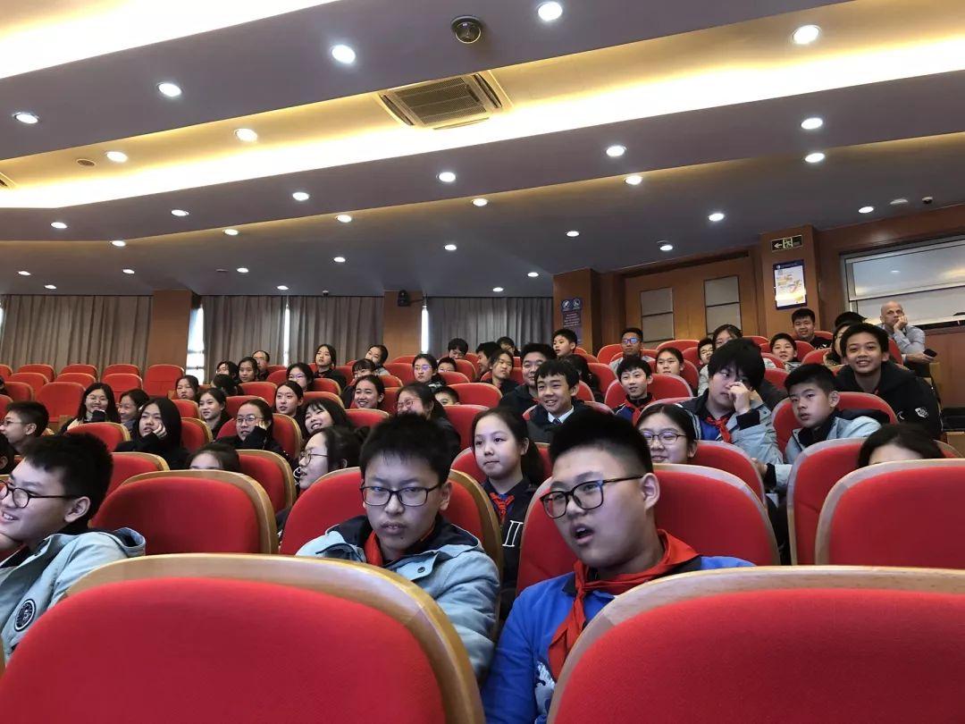 初中部上演各路“神仙打架” Fierce Competition - G8 TED Talk图片_16777215 初中部上演各路“神仙打架” Fierce Competition - G8 TED Talk图片_16777215