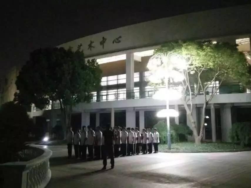青春无极限  硬骨傲苍穹——记2015尚德国际部新生训练营图片_127