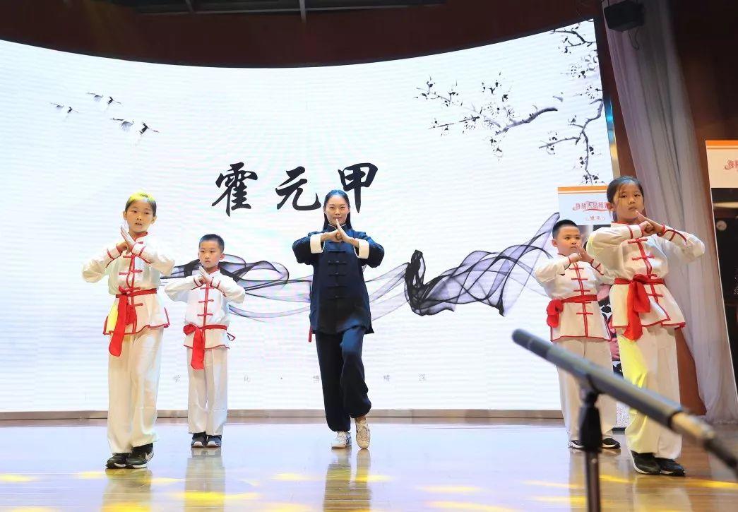 花香满径,与你同行 | Happy Teachers' Day!图片_32767 花香满径,与你同行 | Happy Teachers' Day!图片_32767
