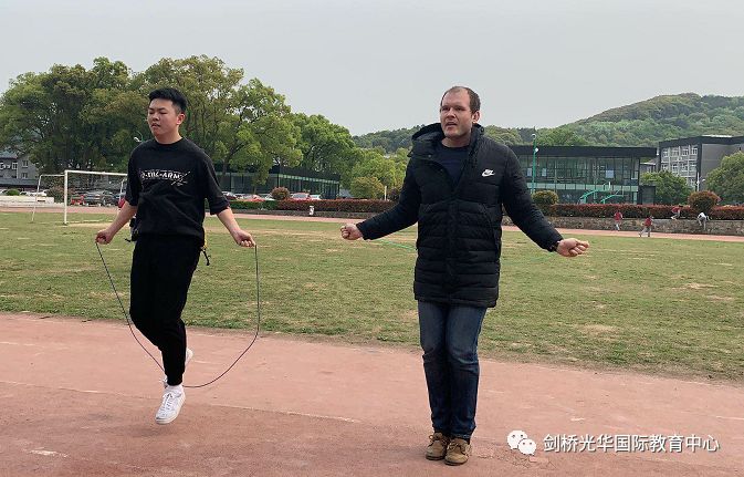 相约人间四月，开启趣味运动图片_1