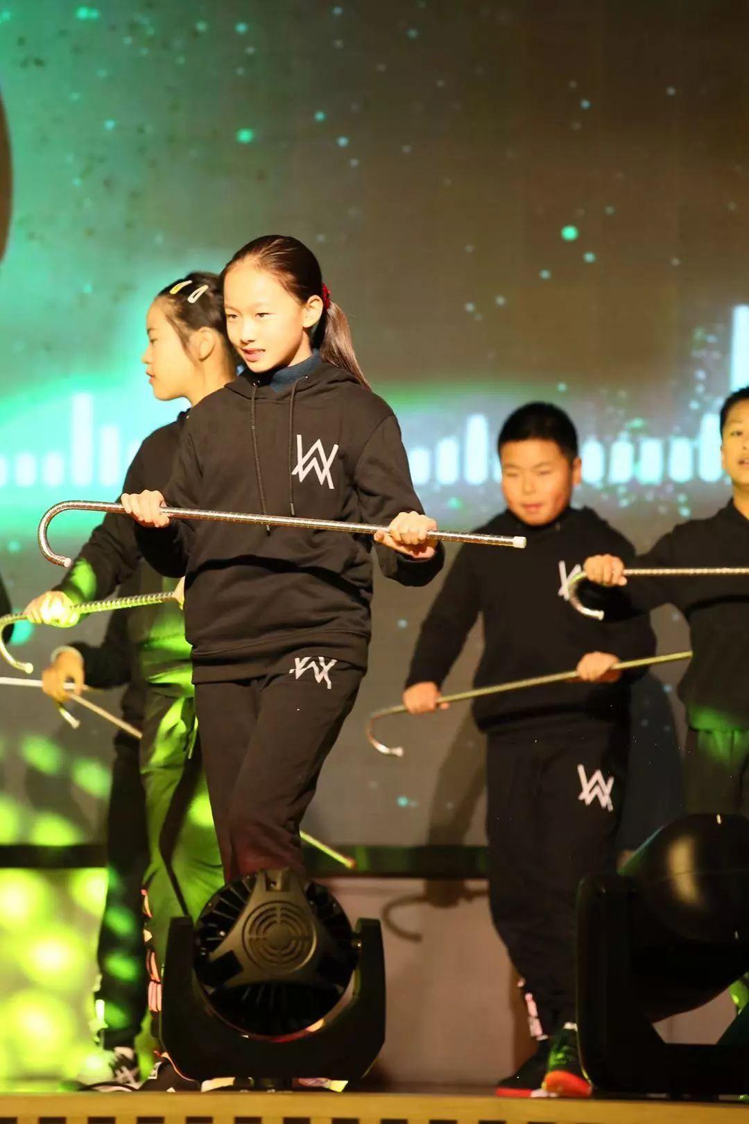 世外小学2019年"倾听音乐的心声”主题迎新活动图片_474284397516047136454946754595585670566993857190463750305618264096412179005177855 世外小学2019年"倾听音乐的心声”主题迎新活动图片_474284397516047136454946754595585670566993857190463750305618264096412179005177855