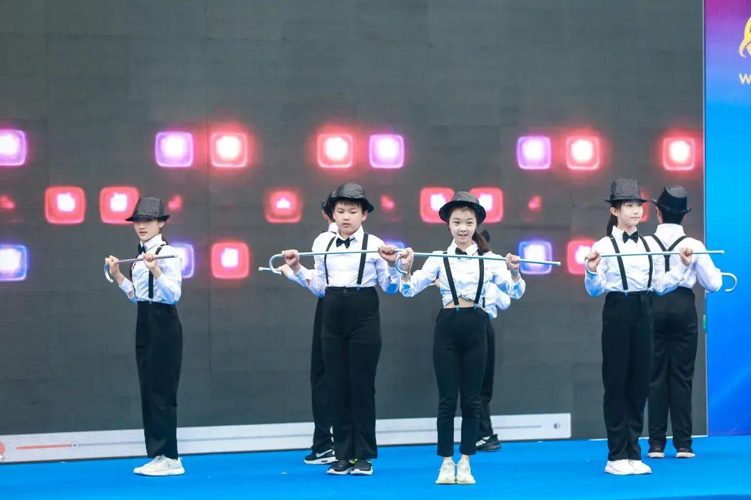 预见未来的自己——世外小学双语部五年级毕业典礼图片_262143