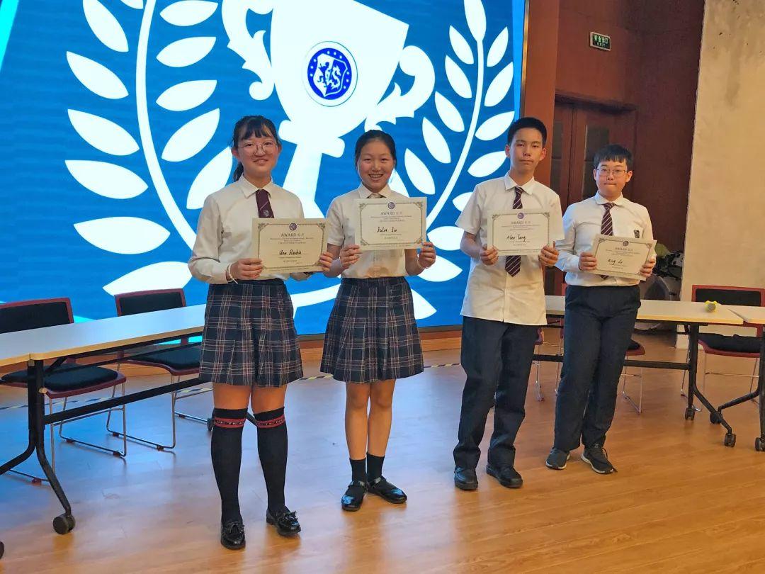 八年级英语辩论赛之夜 Grade 8 English Debate Night图片_16383