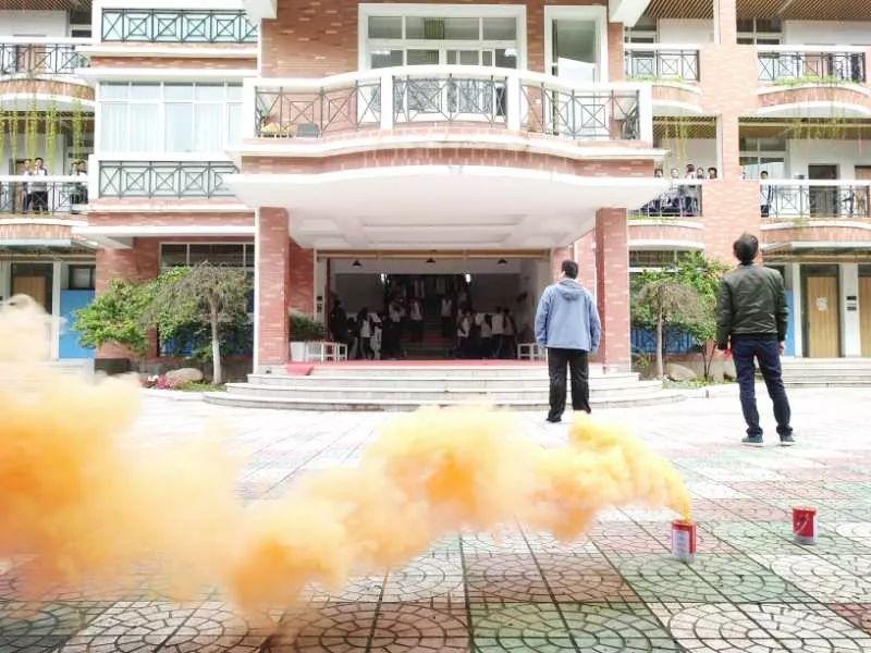 安全教育在我心——上海领科双语学校举行消防演习活动图片_511