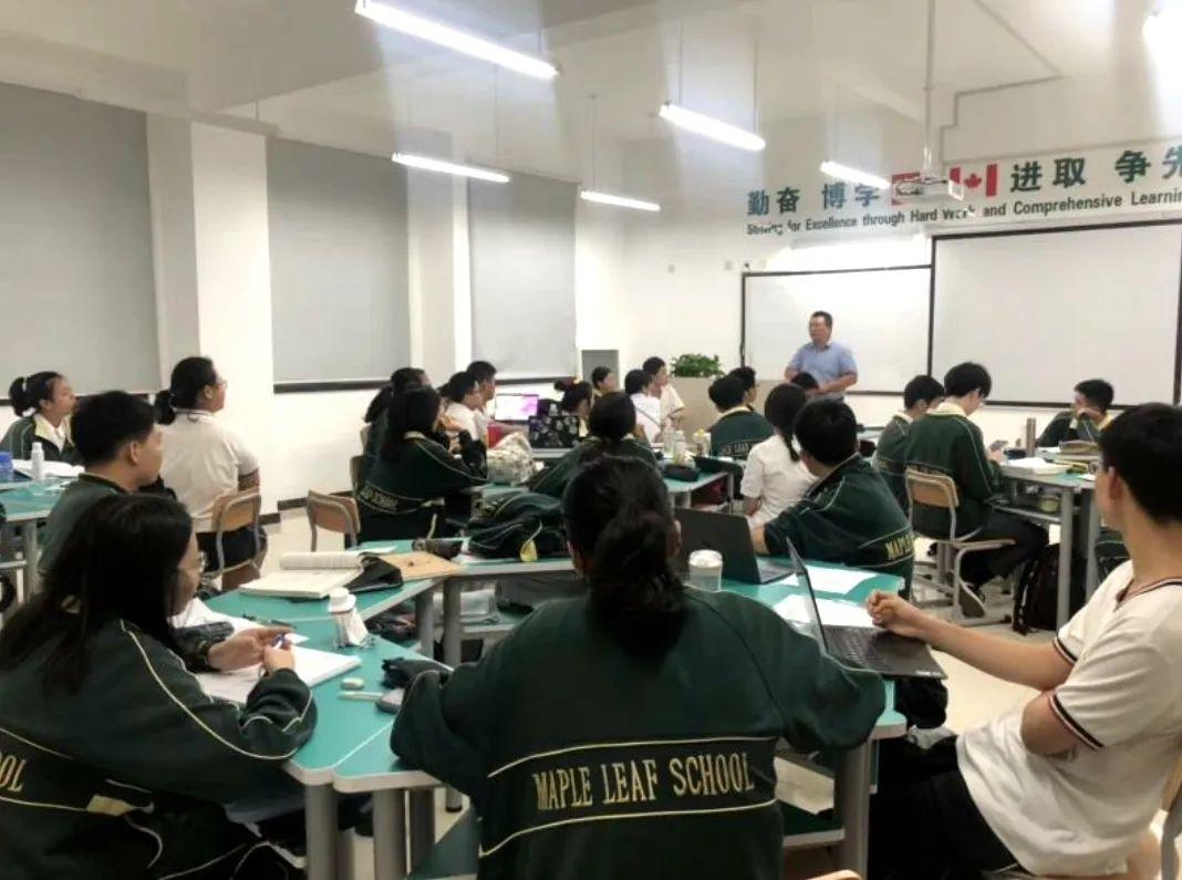 【枫叶25周年校庆·特色篇之七】留学服务中心:揭秘名校录取率连年攀升的背后故事图片_31 【枫叶25周年校庆·特色篇之七】留学服务中心:揭秘名校录取率连年攀升的背后故事图片_31