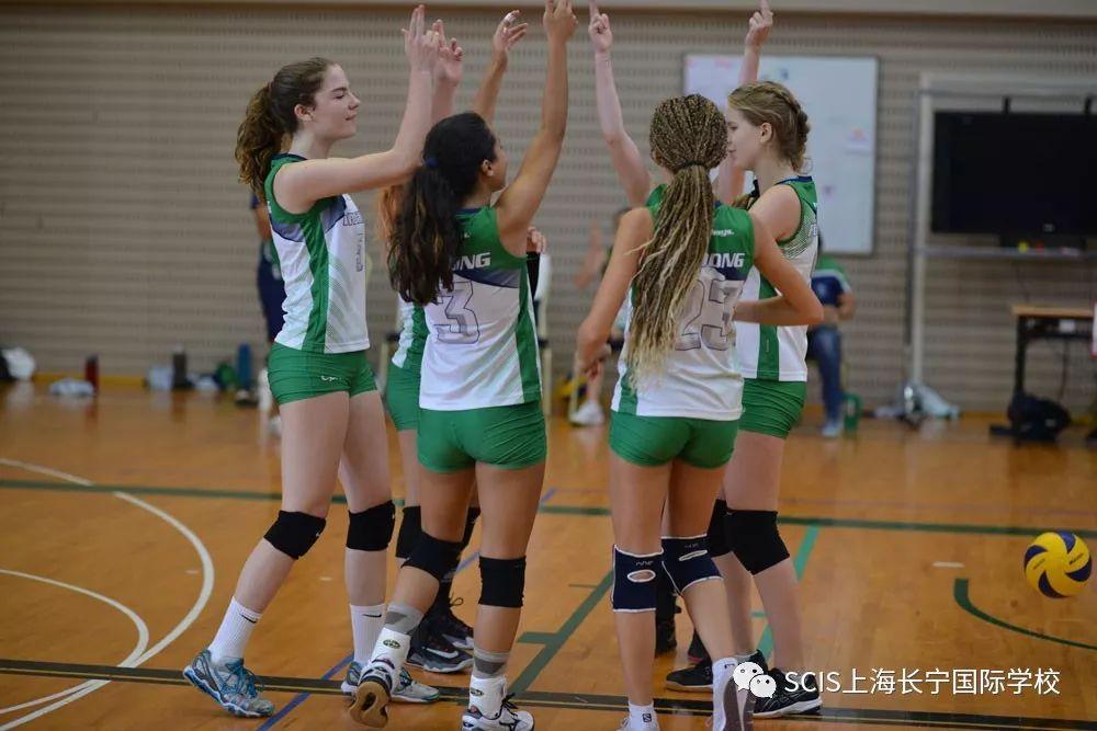 Varsity Girls Crowned Back-to-Back ACAMIS Volleyball Champions!图片_2047