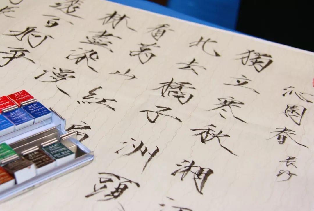 庆祖国七十华诞,抒心中激扬情怀 | 记西南位育中学国际部庆祝中华人民共和国成立70周年系列活动图片_127 庆祖国七十华诞,抒心中激扬情怀 | 记西南位育中学国际部庆祝中华人民共和国成立70周年系列活动图片_127