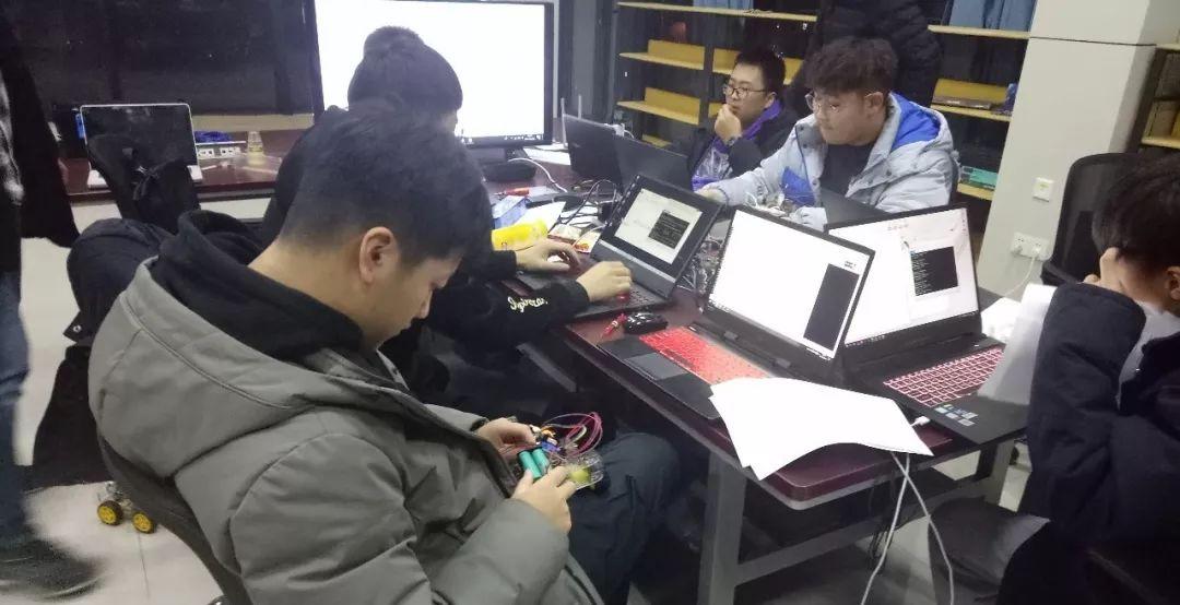 剑桥国际高中“未来交通”AI编程课程正式上线！图片_4095