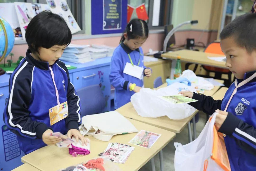 手脑大比拼,数学活动high翻校园 Big Competition for Hand And Brain图片_15 手脑大比拼,数学活动high翻校园 Big Competition for Hand And Brain图片_15
