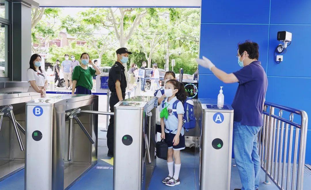 孩子们都回来了!这令人难忘的一天图片_32767 孩子们都回来了!这令人难忘的一天图片_32767