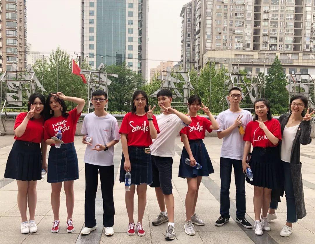 青春砥初心 逐梦谱华章 | 记西南位育中学艺术节闭幕式暨文艺汇演之国际部专辑图片_32767 青春砥初心 逐梦谱华章 | 记西南位育中学艺术节闭幕式暨文艺汇演之国际部专辑图片_32767