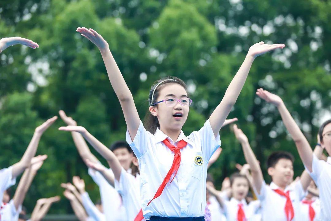 预见未来的自己——世外小学双语部五年级毕业典礼图片_70368744177663