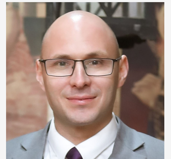 老师,您好 Meet Our Teachers-Mr. Aaron Falzerano 小学外方教师图片_3 老师,您好 Meet Our Teachers-Mr. Aaron Falzerano 小学外方教师图片_3