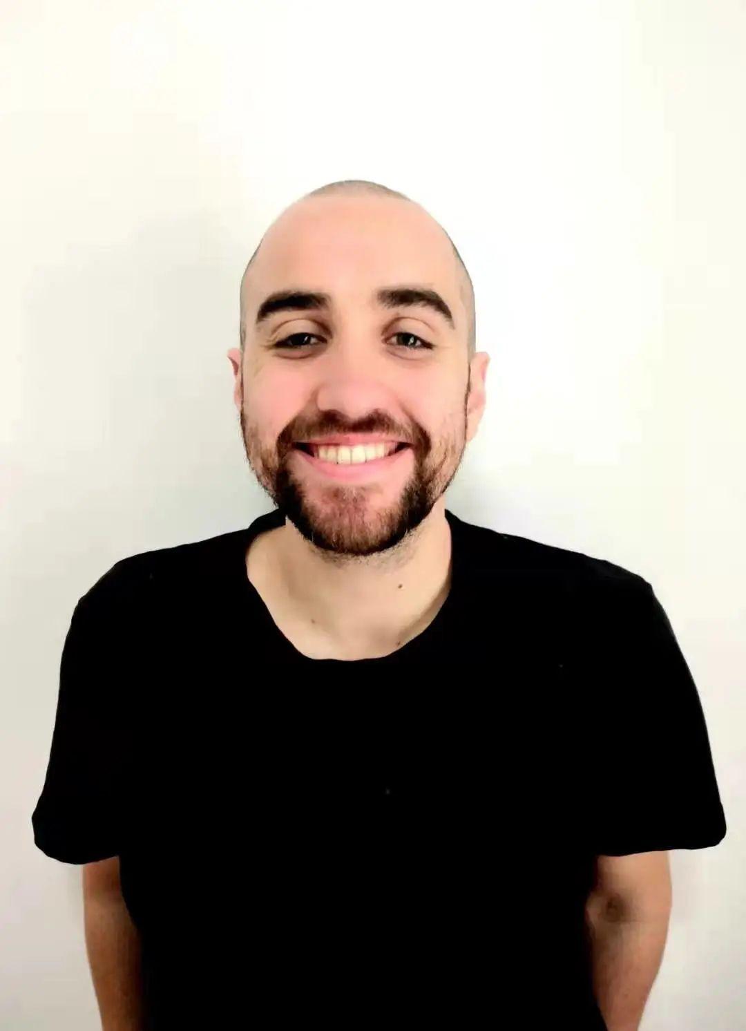 老师你好-快来认识我们的英语老师吧|Meet Our Teacher- Jonathan Murphy图片_3 老师你好-快来认识我们的英语老师吧|Meet Our Teacher- Jonathan Murphy图片_3