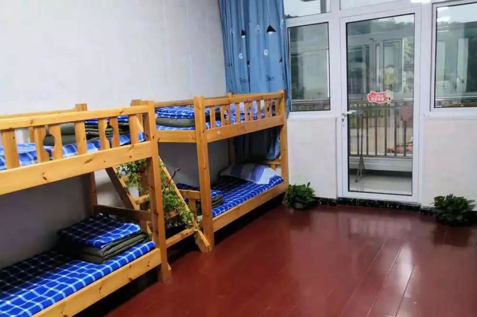 @光华学子，快来找你的专属思念瓶，把对学校思念装进去！记得截图发圈哦~图片_154742504910672534362390527