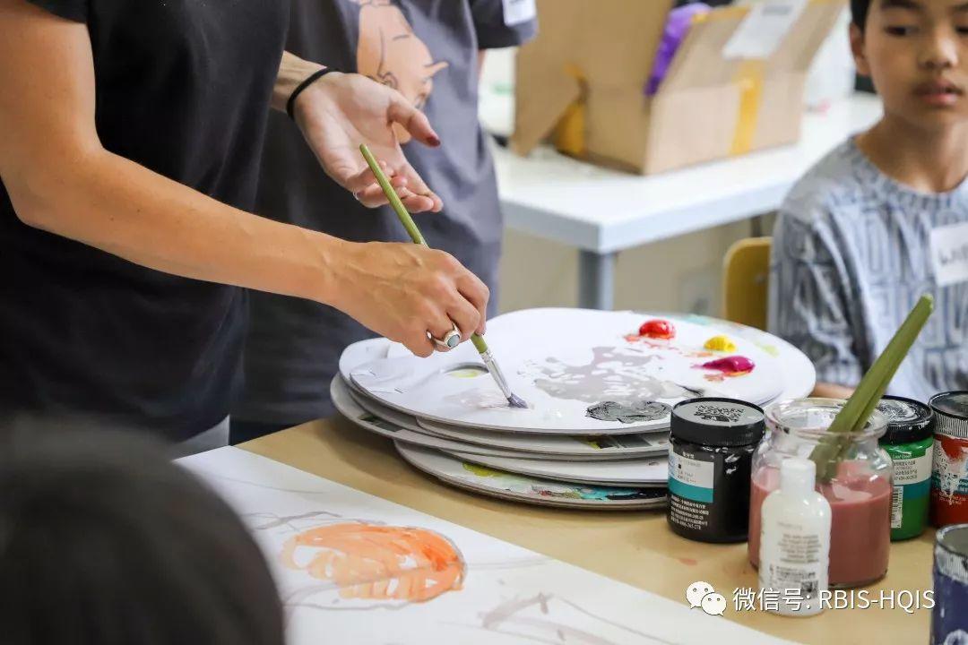 HQIS Art Summer Camp Exhibition | HQIS艺术夏校作品展&照片集锦图片_1023 HQIS Art Summer Camp Exhibition | HQIS艺术夏校作品展&照片集锦图片_1023