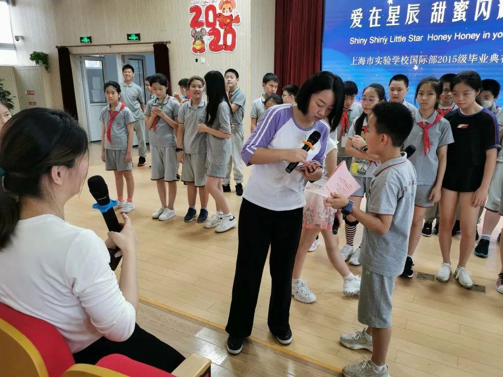 爱在星辰，甜蜜闪耀——上海市实验学校国际部（浦东）2015级学生毕业典礼图片_127