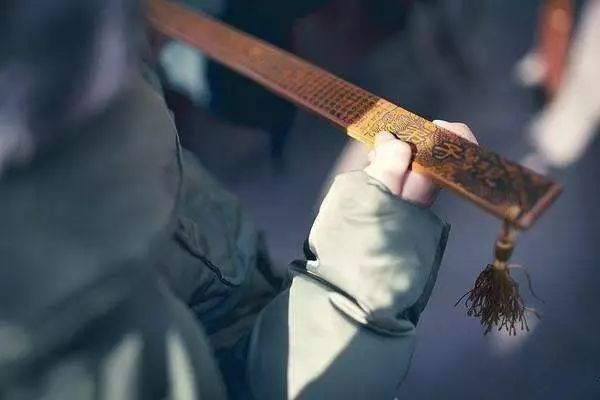 校园之外没有温室，长大之后没有儿戏。图片_63