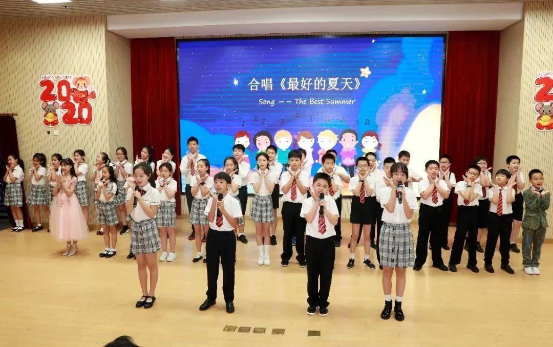 爱在星辰，甜蜜闪耀——上海市实验学校国际部（浦东）2015级学生毕业典礼图片_75557863725914323419135