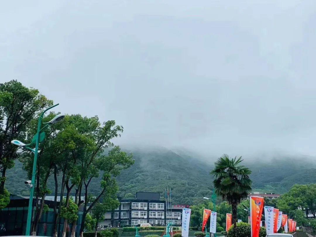 @光华学子，快来找你的专属思念瓶，把对学校思念装进去！记得截图发圈哦~图片_536870911
