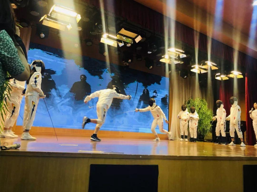 成长的旋律之家长开放日——“行走识天下，融合促成长”图片_16383