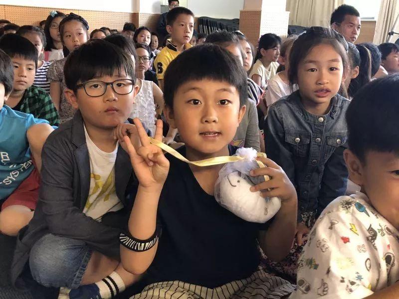 学习剧场礼仪，欣赏高雅歌剧 ——记2018SESID“六一”活动二部曲图片_2097151