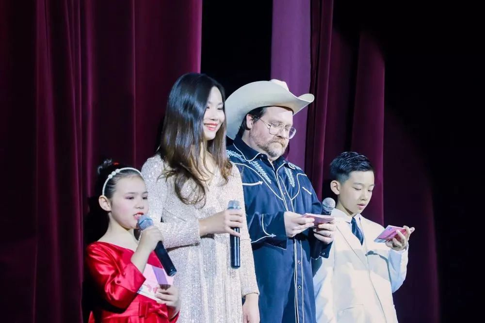 Seasons of Love——上海市实验学校国际部圣诞联欢活动图片_31