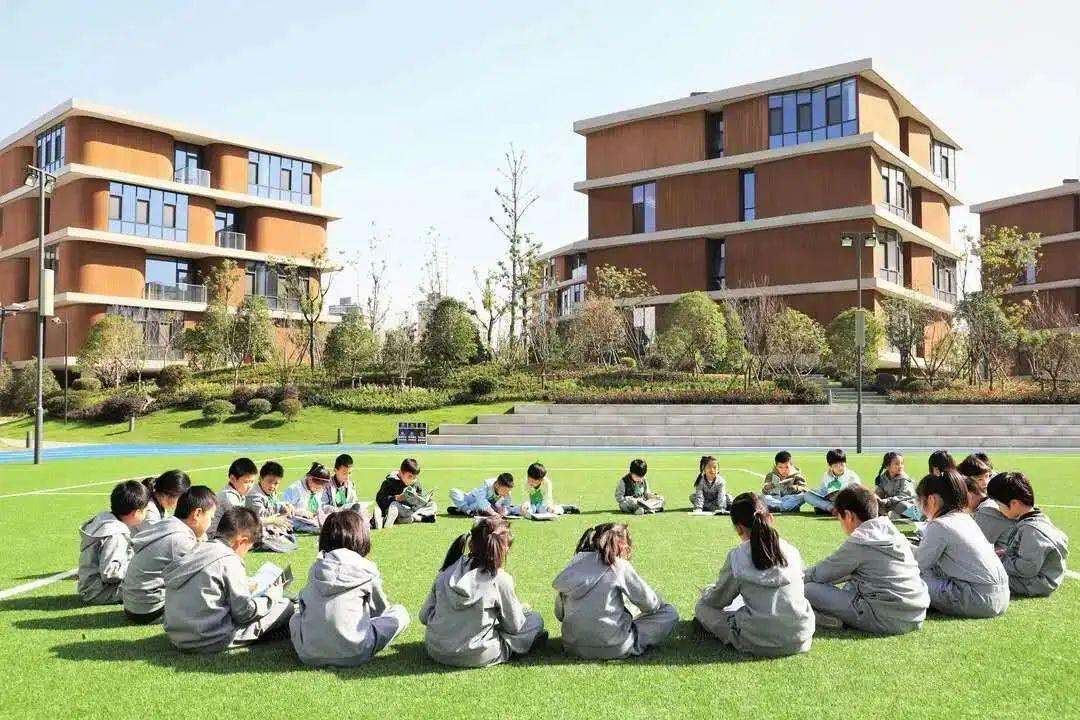 上海青浦平和双语学校云开放合集图片_4194303