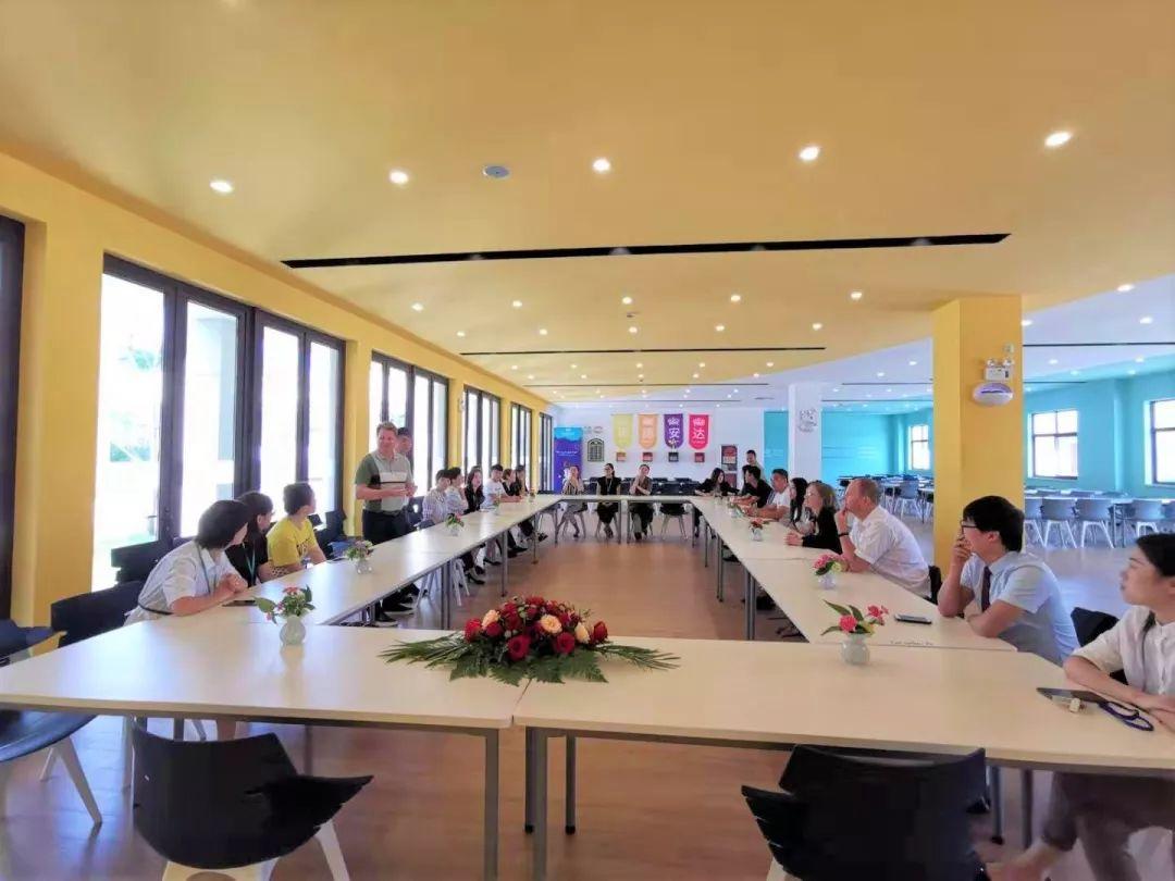 杰出的教师,杰出的学校 Outstanding Teachers for Outstanding Schools图片_7 杰出的教师,杰出的学校 Outstanding Teachers for Outstanding Schools图片_7